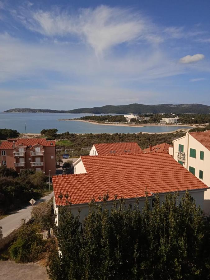 Apartment Luka With Balcony, Sea View And Free Parking ชิเบนิก ภายนอก รูปภาพ